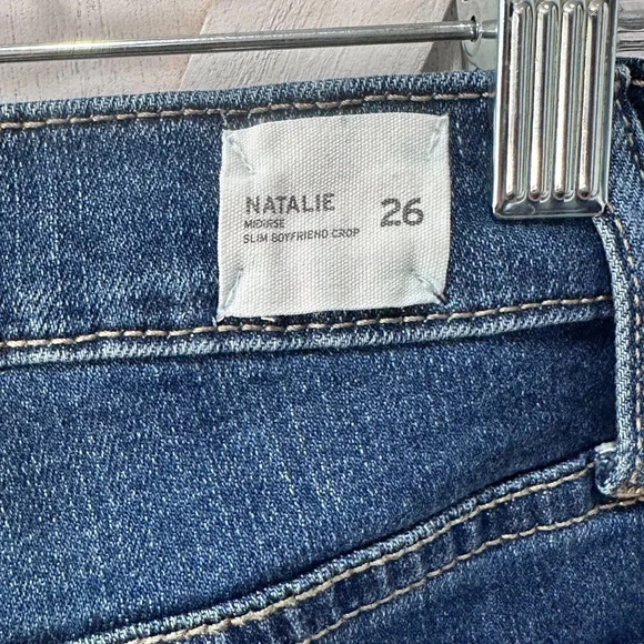 Hudson Jeans Natalie Midrise Slim Boyfriend Cropped Jeans in Leah - Picture 7 of 11